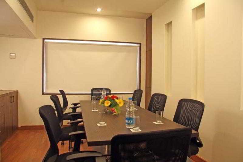 Minerva Grand Banjara Hotel Hyderabad Facilities photo